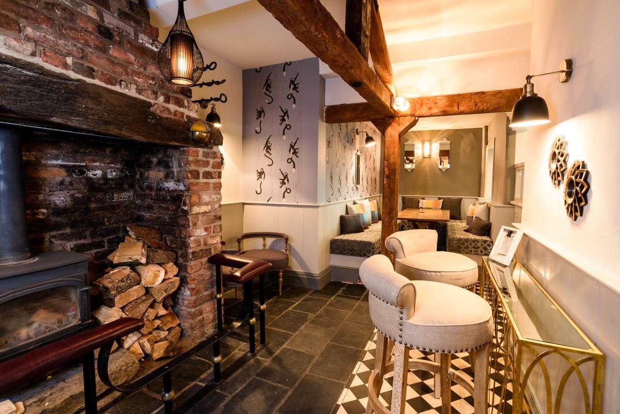 The Wheatsheaf Inn Onneley Exterior photo